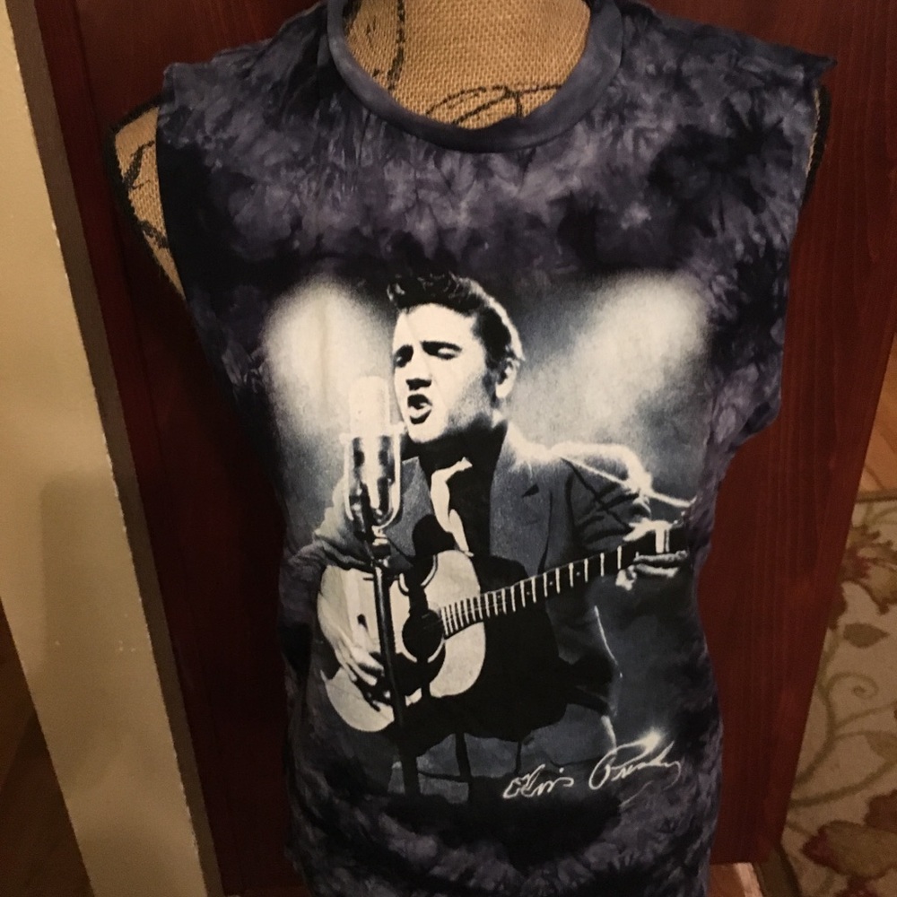 Tee shirt